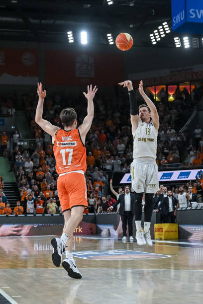 在现代社会 在现代社会