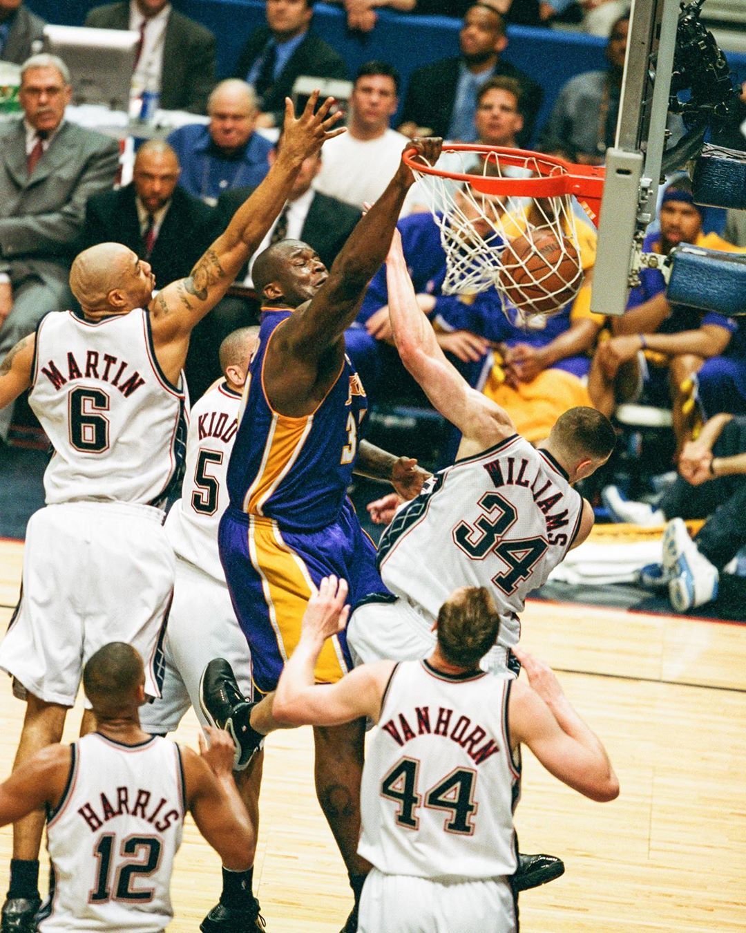 数据和外界 数据和外界