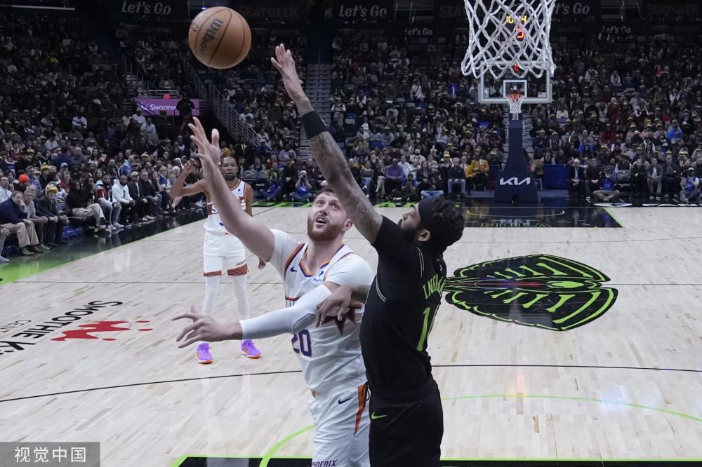 甩锅侠？太阳老板认为无缘季后赛怪主帅 坚称今夏绝对不会交易布克