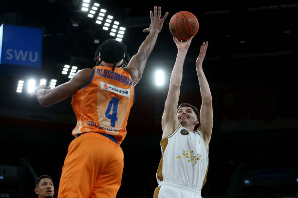 个人形象在 个人形象在