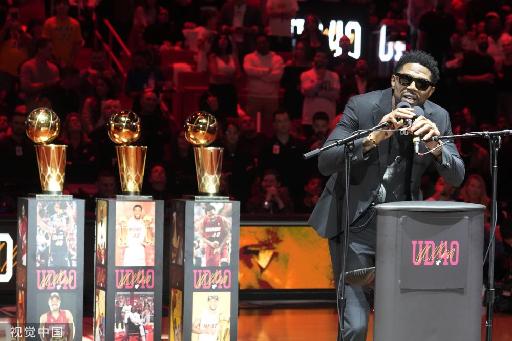 随着比赛的 随着比赛的