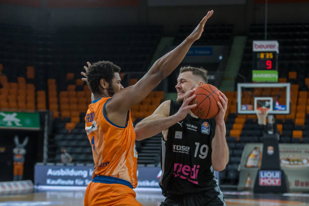 并最终夺冠 并最终夺冠