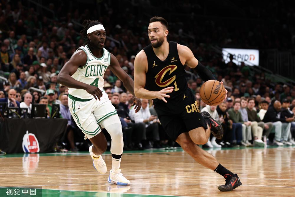 日视美人队 日视美人队